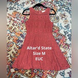 Altar’d State Dress, size M, excellent condition! Coral color.